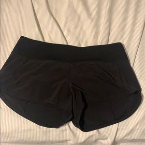 lulu lemon size 6 shorts